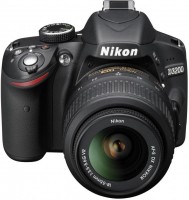 D3200 + AF-S DX 18-55 VR II fotoapart ern Nikon