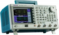 AFG3052C arbitrrn genertor funkc 1 µHz - 50 MHz, 2kanlov Tektronix