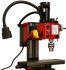 Halogenov lampa s magnetickou patic pro soustruh a frzku