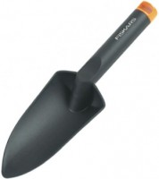 137000 lopatka Fiskars